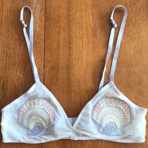 NEW UO Strappy Seashell Bralette Size S